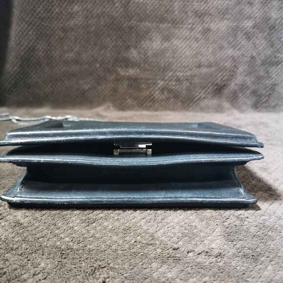 Black/Silver Organizer Crossbody EUC #243 - Picture 11 of 15